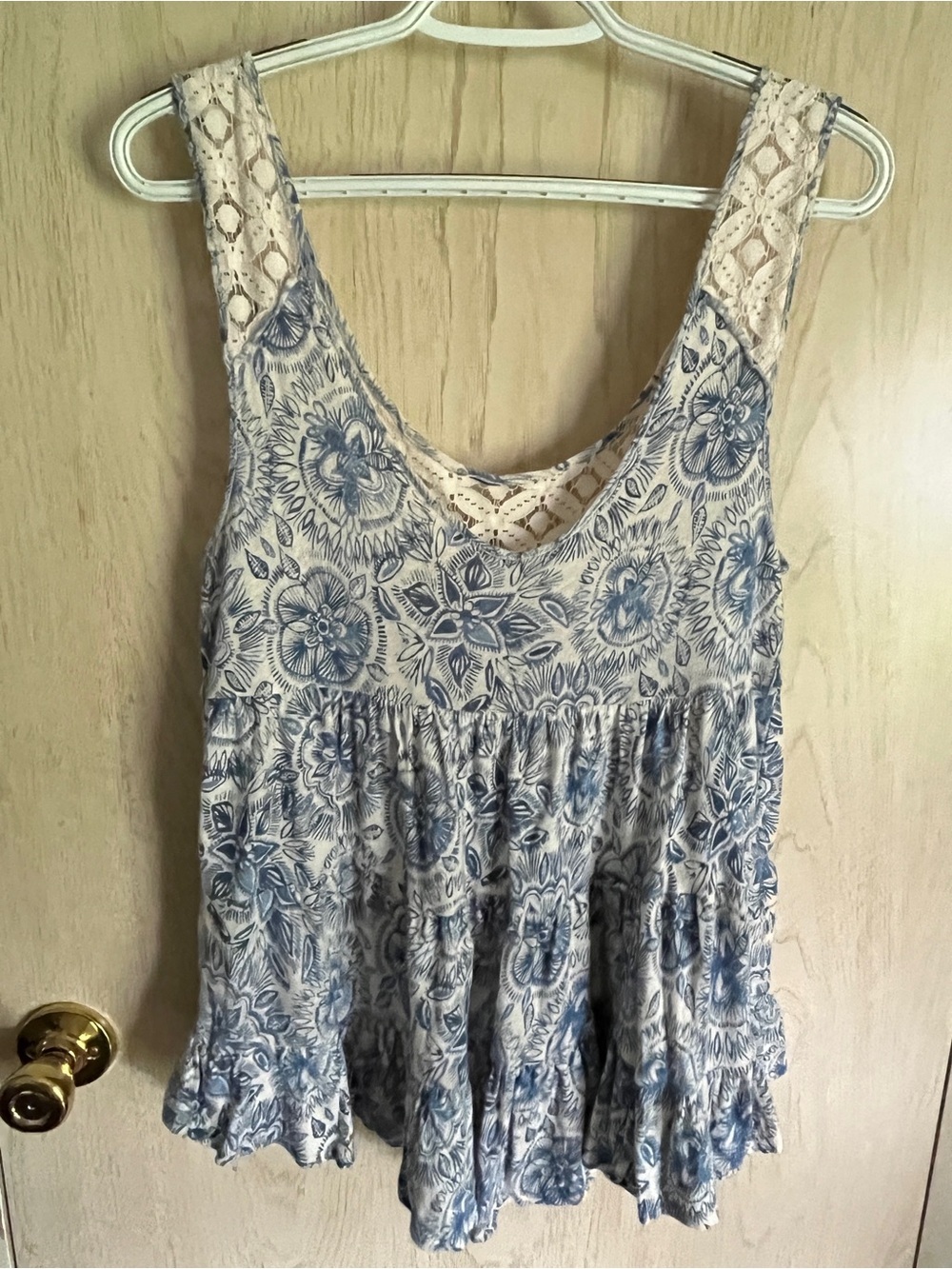 Free People Tank Top Floral Blue with Cream Lace Chest Sz Small - Picture 5 of 10